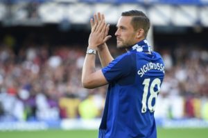 Ashley Williams Mengatakan Sigurdsson Sudah Beradaptasi Dengan Baik