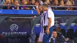 Higuain Acungkan Jari tengah dan Lolos Ancaman UEFA