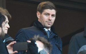 Alonso Yakin Kemampuan Gerrard Bisa Jadi Pelatih Liverpool