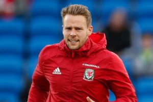 Chris Gunter Mendapatkan Penghargaan Menjadi Pemain Terbaik