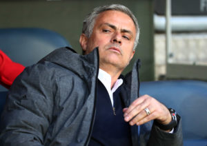 Mou Bantah Dengan Rumor Perpanjang Kontrak Lima Tahun