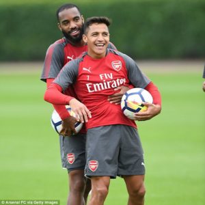 Sanchez Tidak Sabar Ingin Bermain Dengan Lacazette