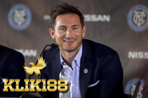 Frank Lampard meminta Chelsea Alihkan Fokus ke Liga Champions