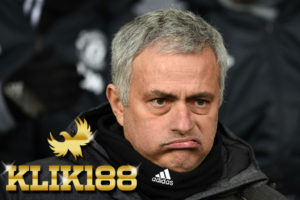 Jose Mourinho Kecewa Manchester United Diimbangi Burnley