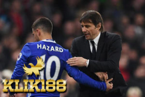 Conte Anggap Huddersfield Lebih Penting Daripada Barcelona