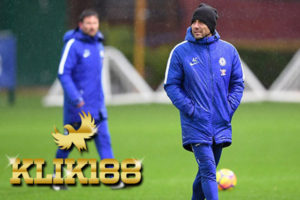 Tandang ke Markas Huddersfield Chelsea Kehilangan 2 Pilar