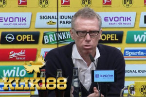 Peter Stoger Siap Bawa Dortmund Terbang Tinggi Seperti Dulu