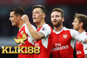 Arsenal Diprediksi Akan Berhenti di Empat Besar Premier League