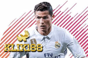 Cristiano Ronaldo Menyarankan Agar Madrid Beli Dua Kiper Saja
