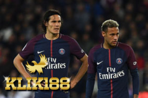 Tendangan Penalti Neymar Tunda Rekor Edinson Cavani