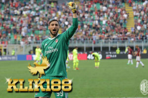 Gianluigi Donnarumma Tanggapi Rumor Hengkang Dari Milan