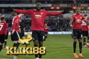 Laporan Pertandingan Sepakbola Huddersfield VS Manchester United