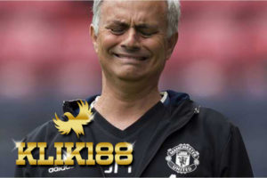 Manchester United Tersingkir Mourinho Salahkan Sang Nasib