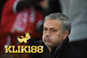 Jose Mourinho Sampaikan Ini pada Fans Manchester United